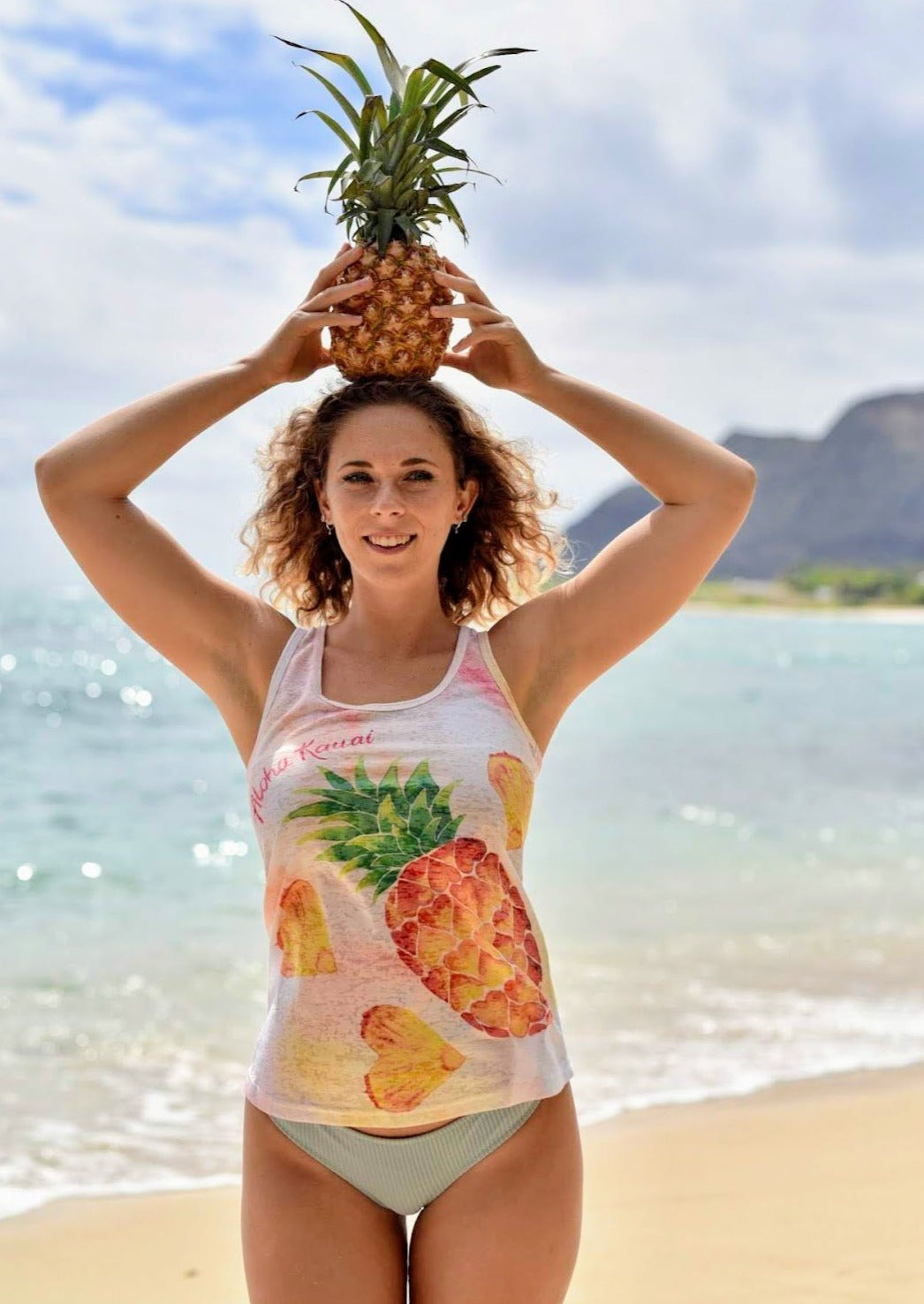 Kai Wahine Designs Pineapple Hearts Women’s Burnout Racer Back Tank Top